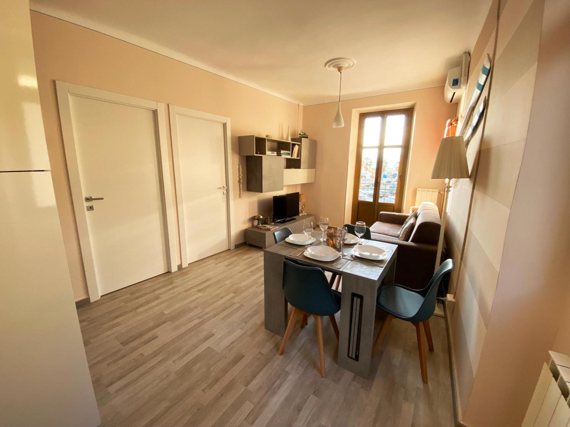 Appartement L'Eternita' E' Il Mare Mischiato Col Sole Rimbaud à Vintimille Extérieur photo